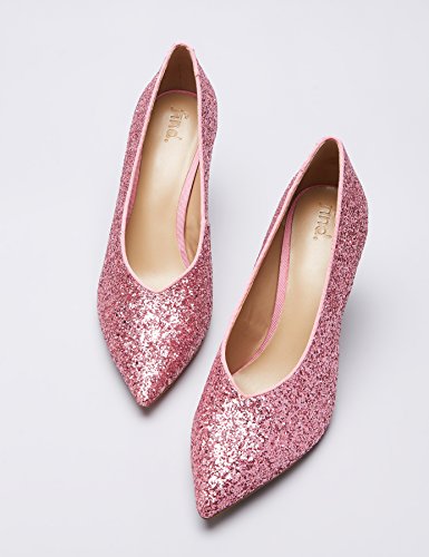 find. Women’s Court Shoe with Glitter