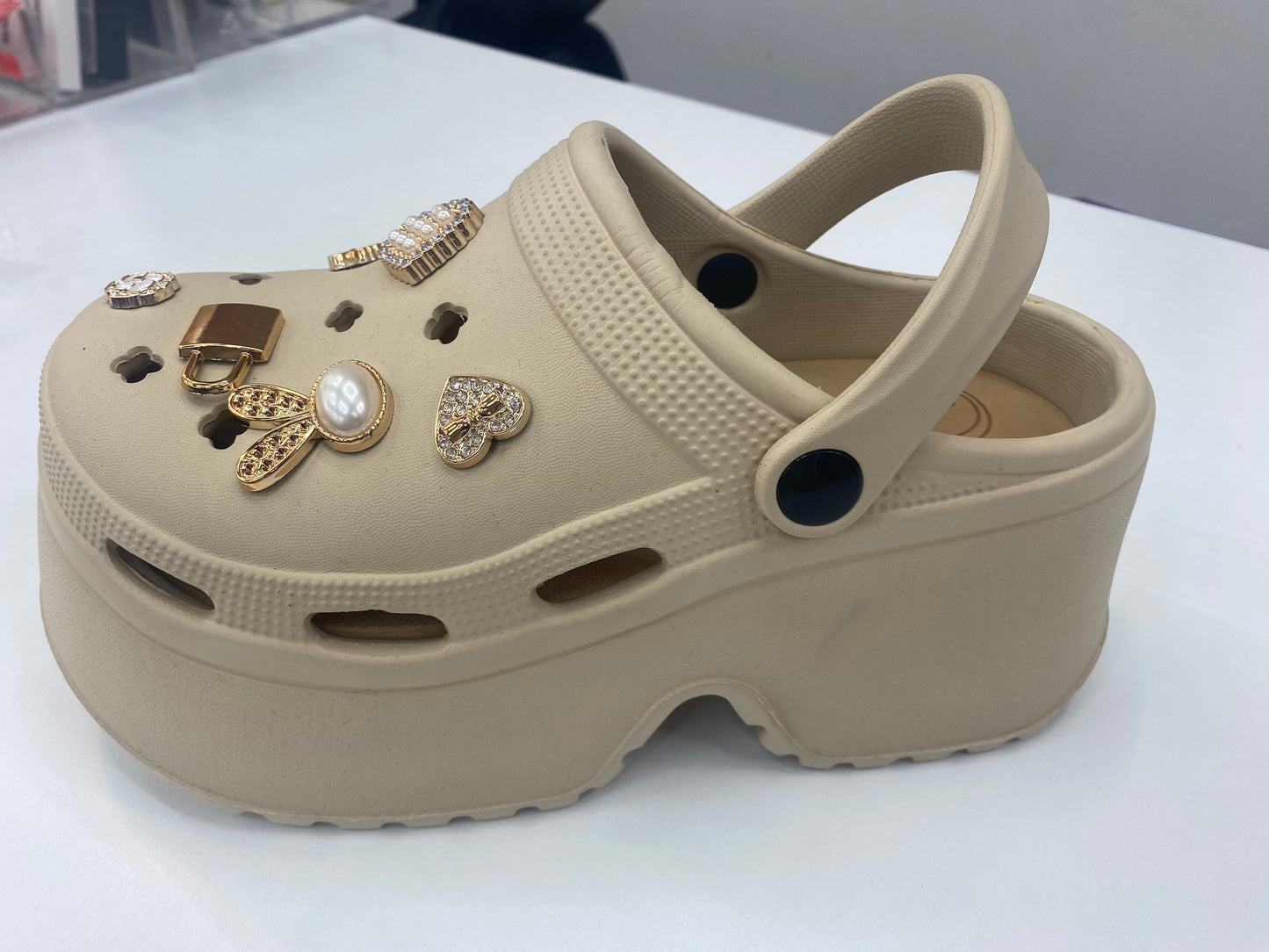 Beige Heart Pendant Butterfly Studded CROCS