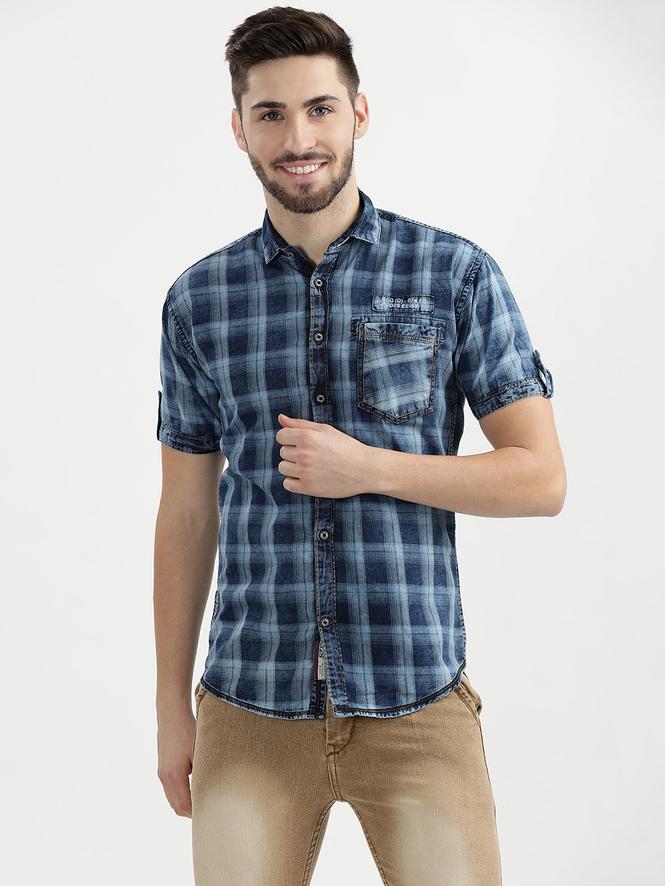 Men Half Sleeves Checked Casual Shirt (Dark Blue)