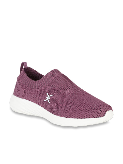 Sports shoes