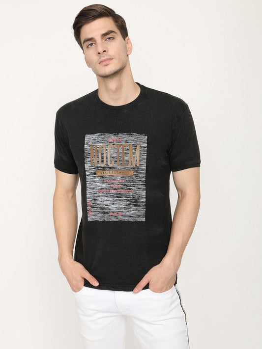 Men Half Sleeves Round Neck T-Shirt (Red)